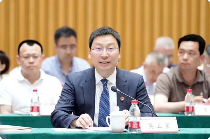 从“专业对口”到“跨界复合”：AI重塑企业用人新逻辑
